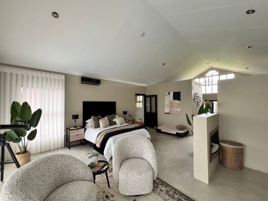 5 Bedroom Property for Sale in Grimbeeck Park North West